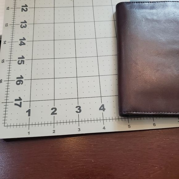 Saddler‎ By Bosca Vintage Passport Wallet - Picture 9 of 9